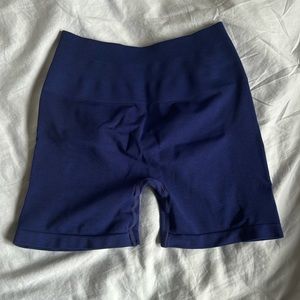 Alphalete Amplify Short (True Indigo) size small